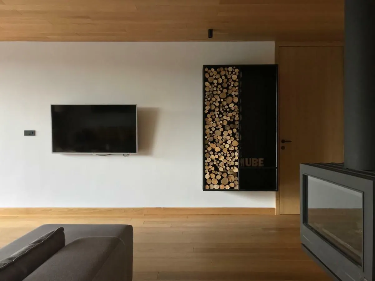 Casa Nube Villa Hlevci 0*,